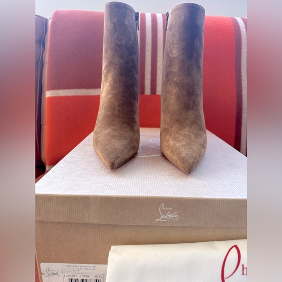 NWT CHRISTIAN LOUBOUTIN SUEDE BOOTY - Picture 7 of 10